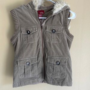 Vanity vest